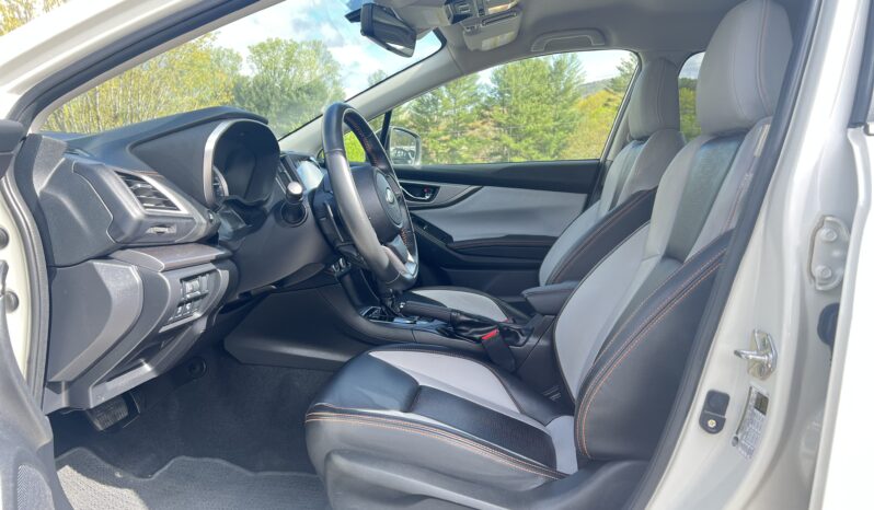 
								2023 Subaru Crosstrek Limited / 29k full									