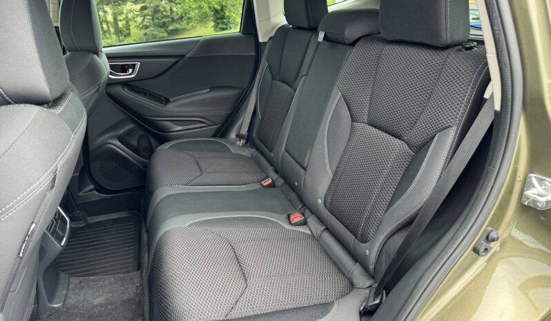 
								2022 Subaru Forester Premium / 34k full									