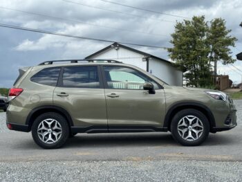 2022 Subaru Forester Premium / 34k