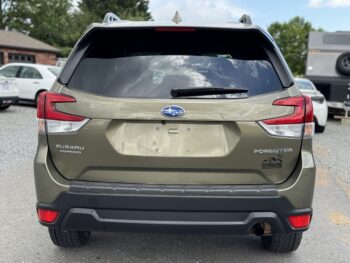2022 Subaru Forester Premium / 34k