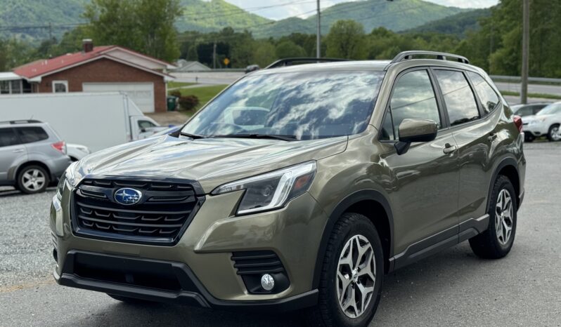 
								2022 Subaru Forester Premium / 34k full									