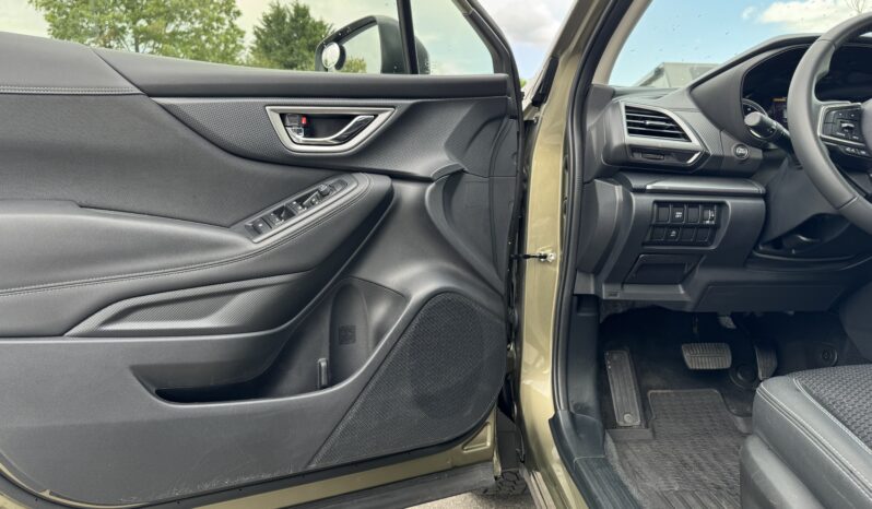 
								2022 Subaru Forester Premium / 34k full									