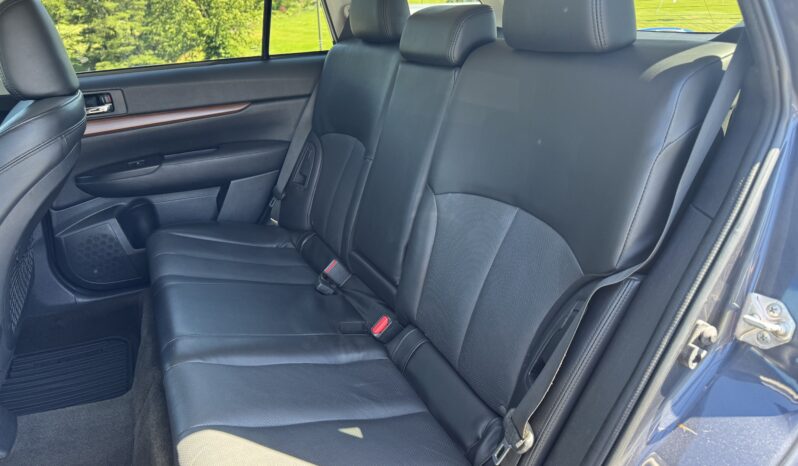 
								2014 Subaru Outback Limited / 118K full									
