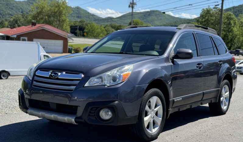 
								2014 Subaru Outback Limited / 118K full									