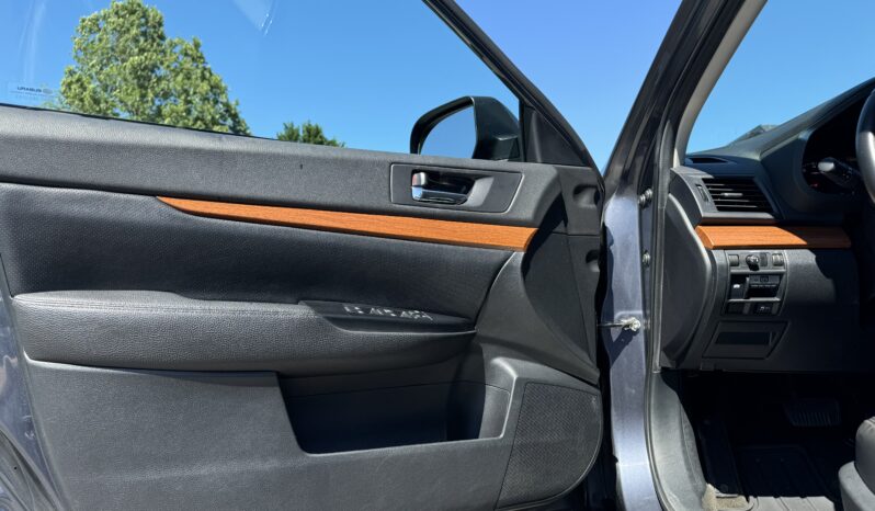 
								2014 Subaru Outback Limited / 118K full									