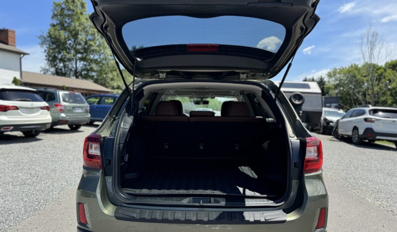 
								2017 Subaru Outback Touring / 12K full									