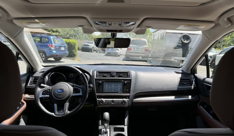 
								2017 Subaru Outback Touring / 12K full									