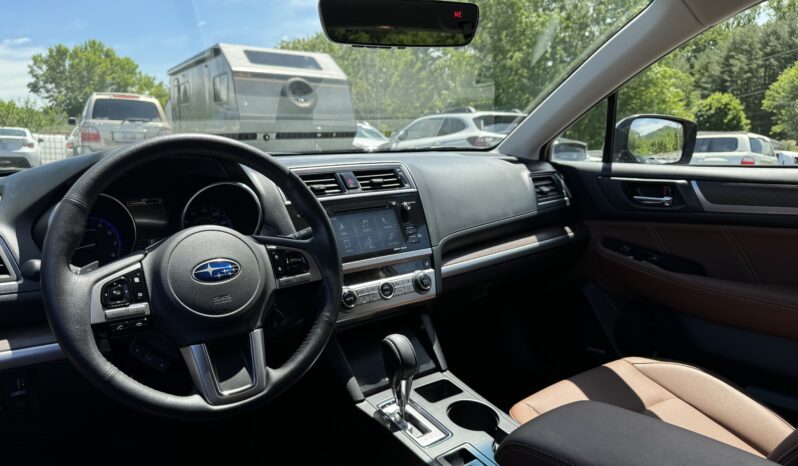 
								2017 Subaru Outback Touring / 12K full									
