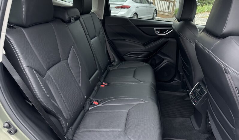 
								2020 Subaru Forester Touring / 64K full									