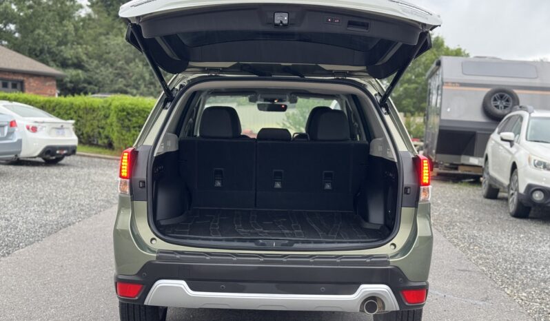 
								2020 Subaru Forester Touring / 64K full									