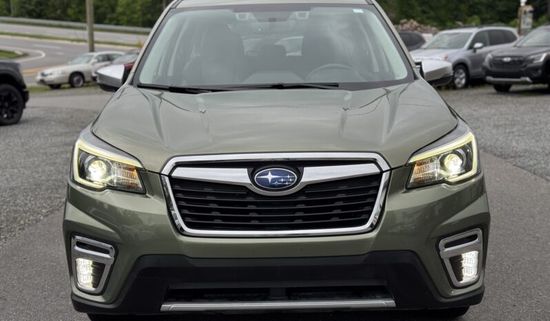 
								2020 Subaru Forester Touring / 64K full									