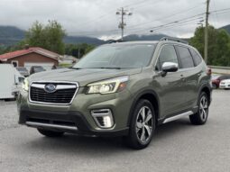 
										2020 Subaru Forester Touring / 64K full									