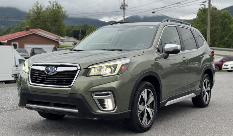 
								2020 Subaru Forester Touring / 64K full									