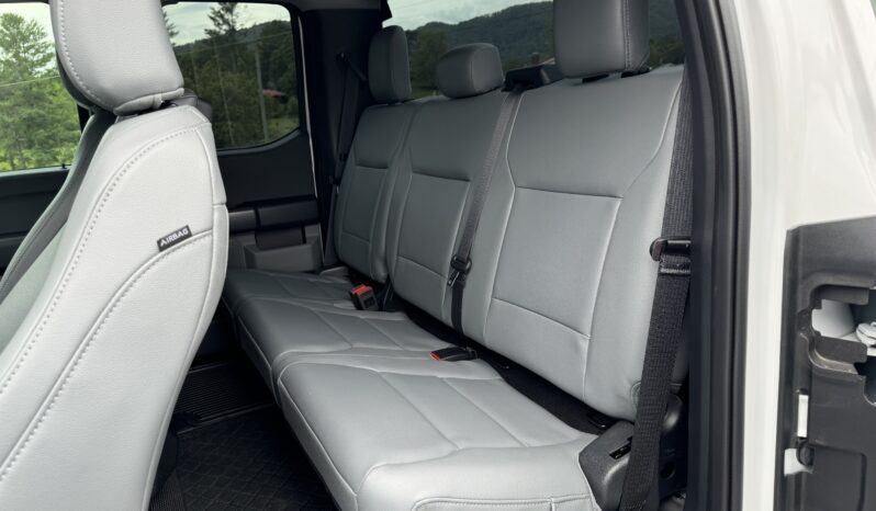 
								2023 Ford F-150 / 23k full									