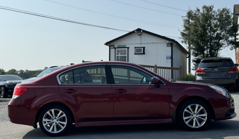
								2014 Subaru Legacy 2.5i Premium / 63k Miles full									