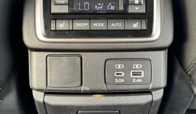 
								2023 Subaru Ascent Onyx Limited / 26k Miles full									
