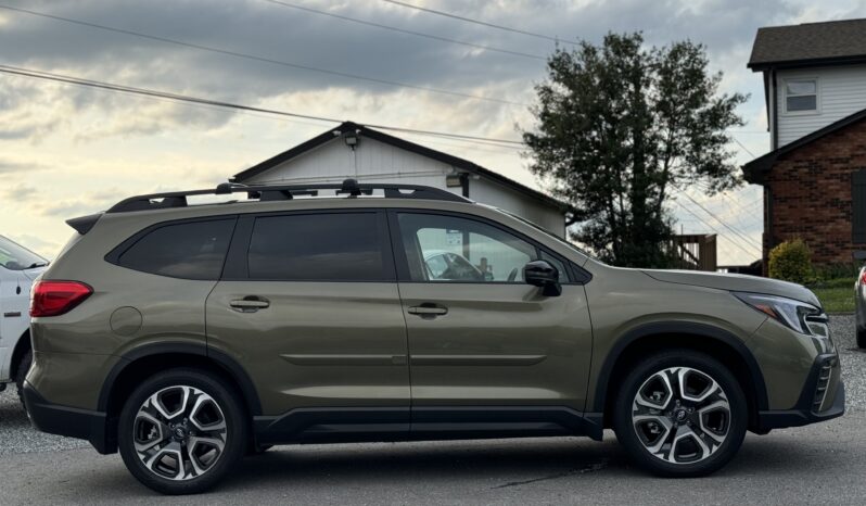 
								2023 Subaru Ascent Onyx Limited / 26k Miles full									