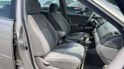 
										2005 Toyota Camry / 121k full									