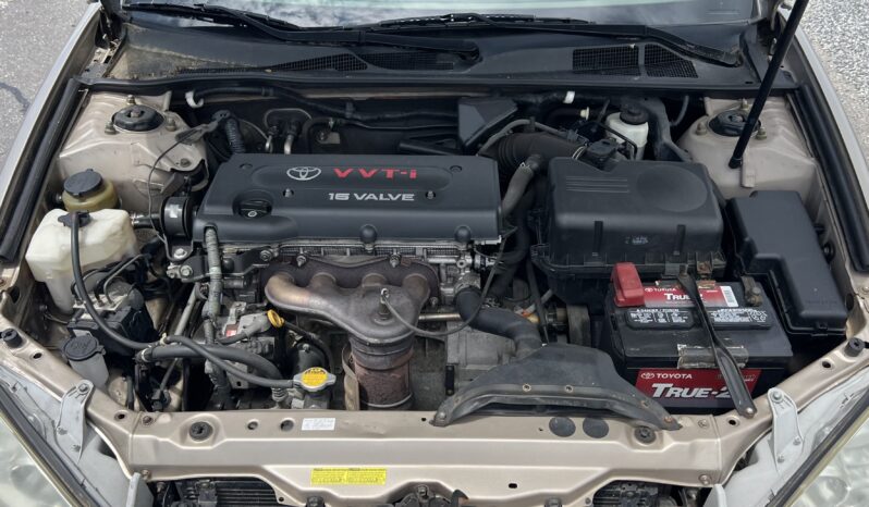 
								2005 Toyota Camry / 121k full									