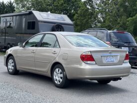 2005 Toyota Camry / 121k