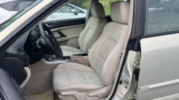 
										2007 Subaru Outback / 102K full									