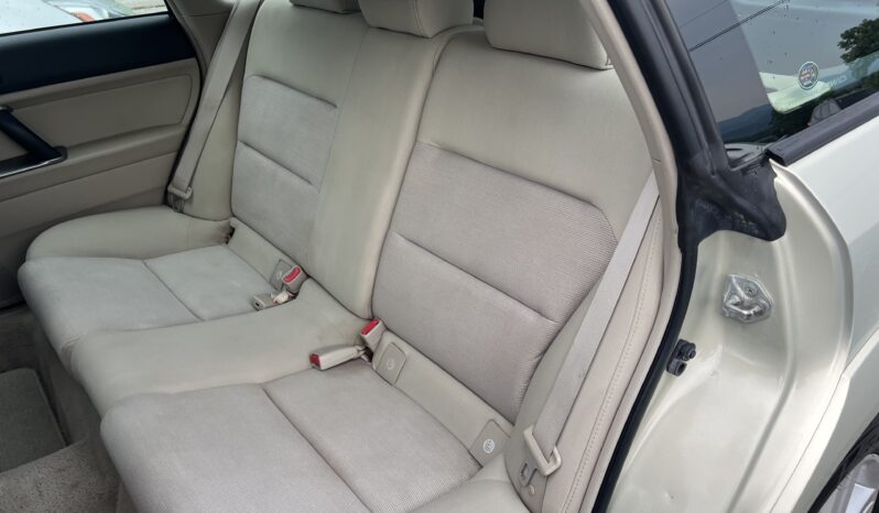 
								2007 Subaru Outback / 102K full									