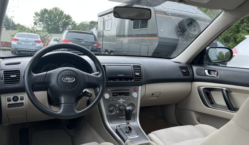 
								2007 Subaru Outback / 102K full									