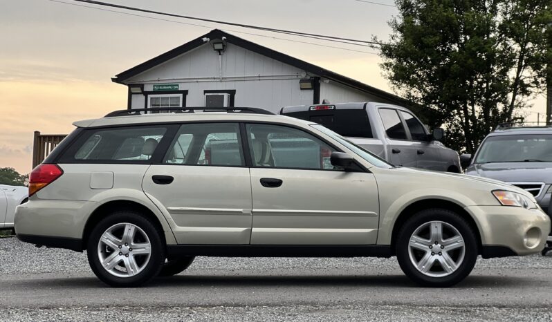 
								2007 Subaru Outback / 102K full									
