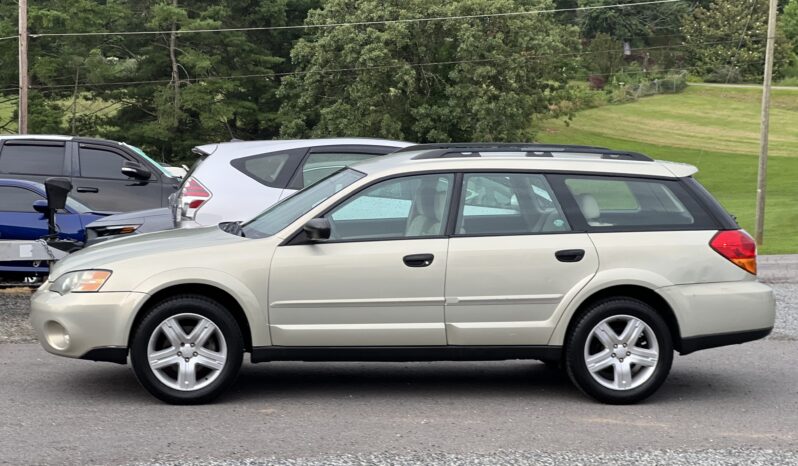 
								2007 Subaru Outback / 102K full									