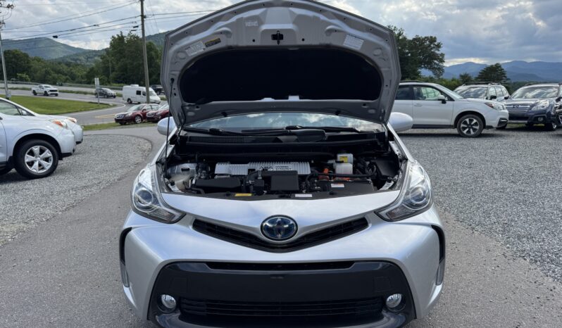 
								2015 Toyota Prius / 38K full									