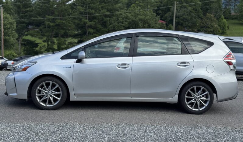 
								2015 Toyota Prius / 38K full									