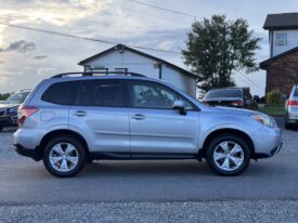 2016 Subaru Forester Premium / 89K