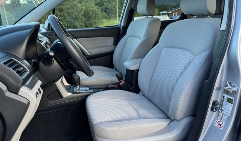 
								2016 Subaru Forester Premium / 89K full									