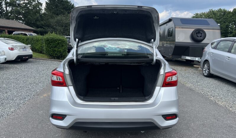 
								2019 Nissan Sentra SV / 22K full									