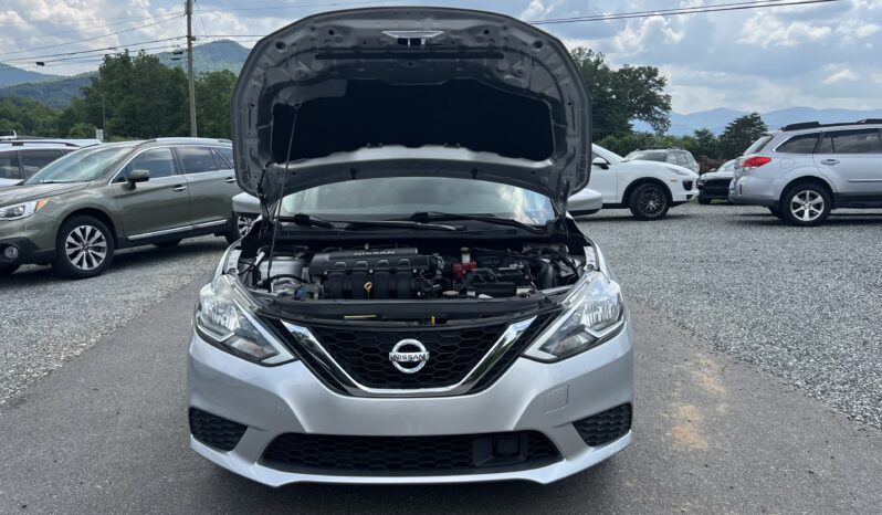 
								2019 Nissan Sentra SV / 22K full									