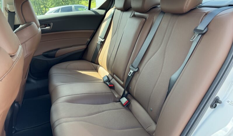 
								2020 Acura ILX Premium / 23K full									