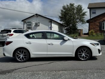 2020 Acura ILX Premium / 23K
