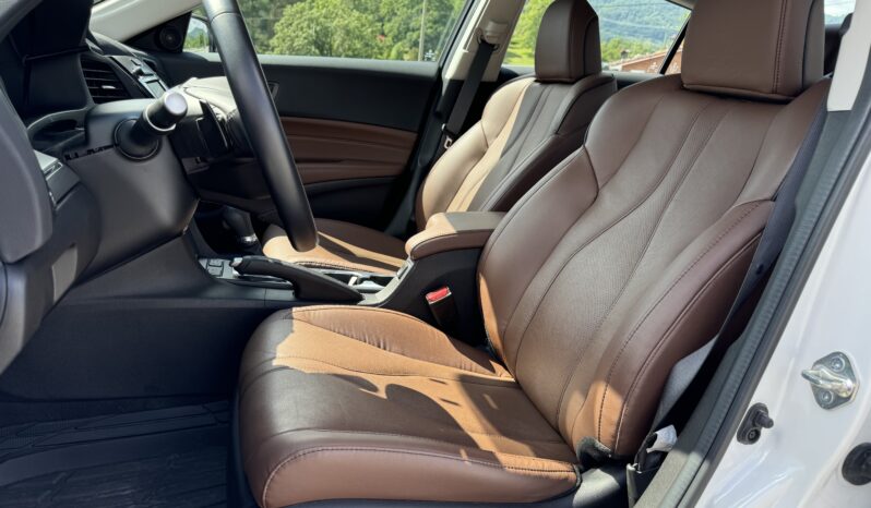 
								2020 Acura ILX Premium / 23K full									