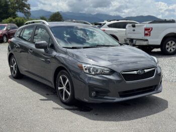 2020 Subaru Impreza Premium / 79K