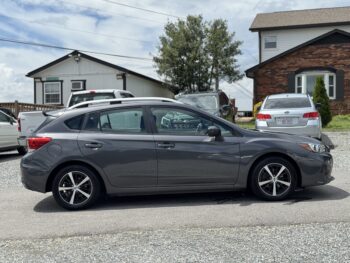 2020 Subaru Impreza Premium / 79K