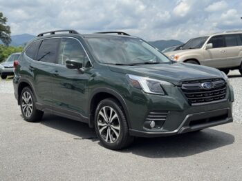 2022 Subaru Forester Limited / 32K