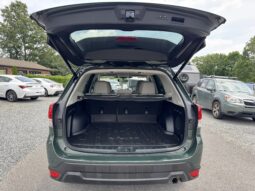 
										2022 Subaru Forester Limited / 32K full									