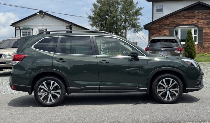 
								2022 Subaru Forester Limited / 32K full									
