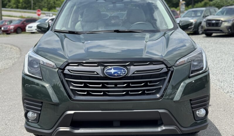 
								2022 Subaru Forester Limited / 32K full									