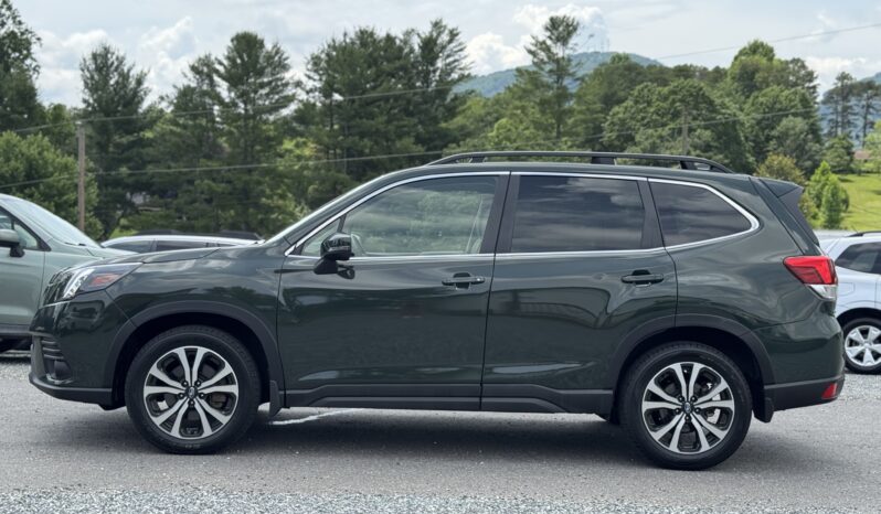 
								2022 Subaru Forester Limited / 32K full									