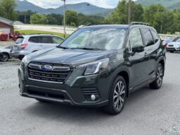 
										2022 Subaru Forester Limited / 32K full									