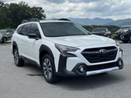 2024 Subaru Outback Limited XT / 8k
