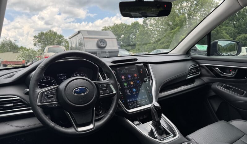 
								2024 Subaru Outback Limited XT / 8k full									