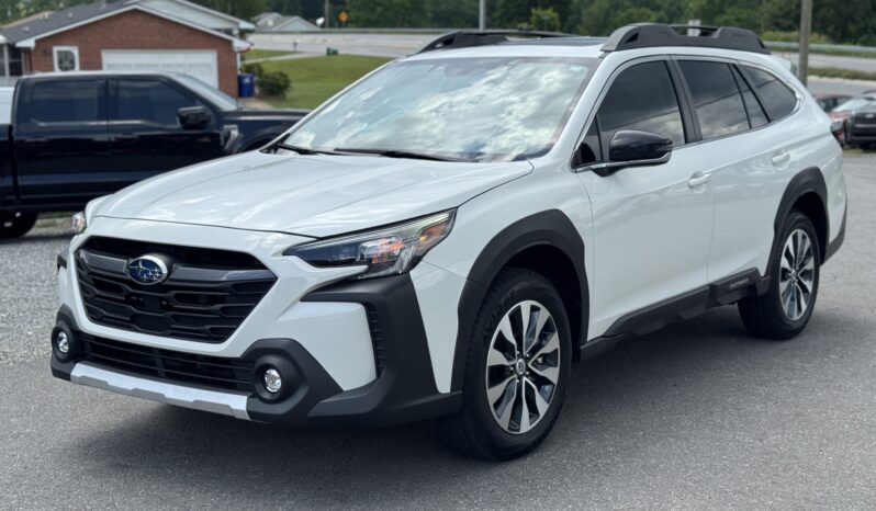 
								2024 Subaru Outback Limited XT / 8k full									