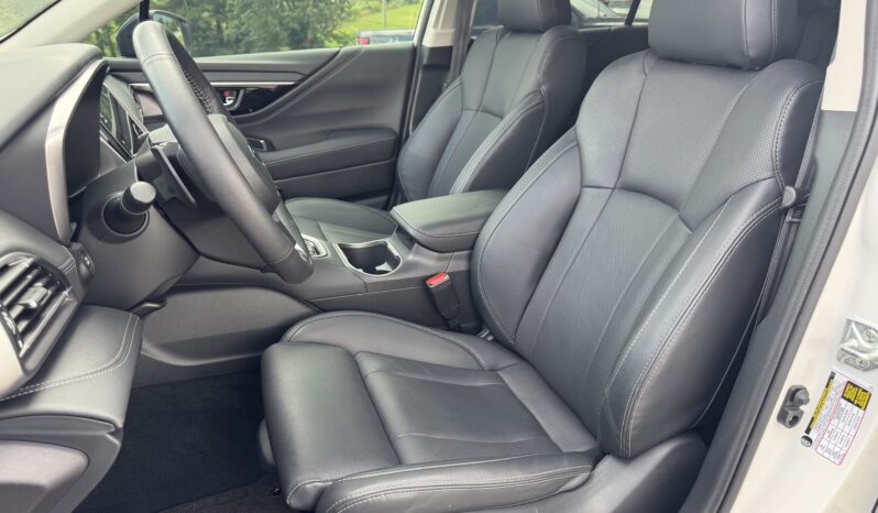 
								2024 Subaru Outback Limited XT / 8k full									